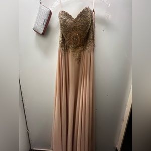 Brand New Dress for a prom or homecoming